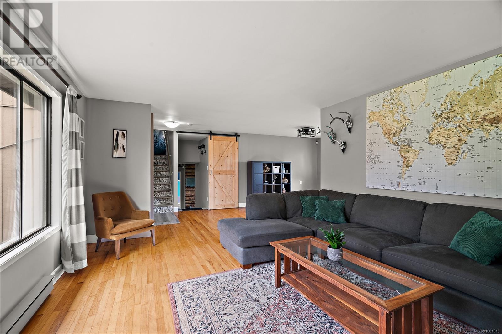 2066 McTavish Rd