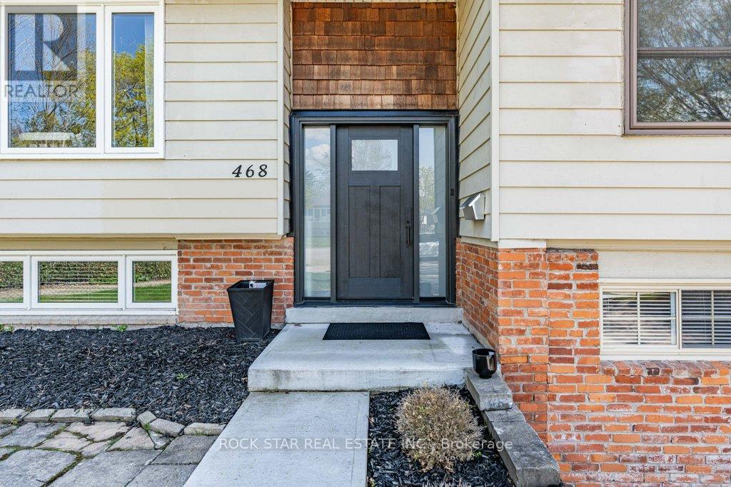 468 SPARLING CRESCENT