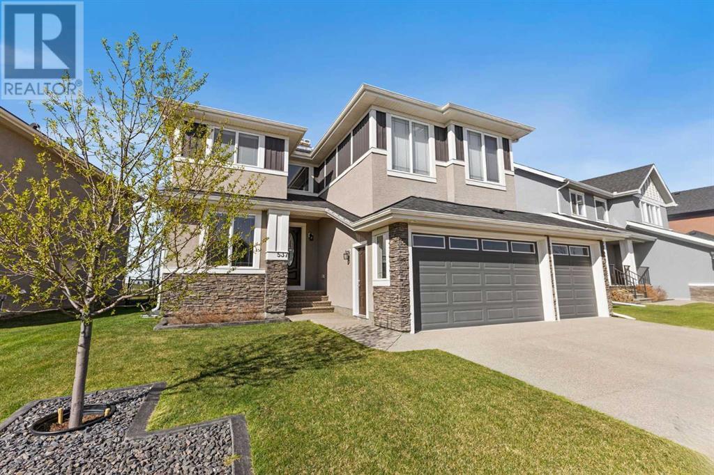537 Muirfield Crescent