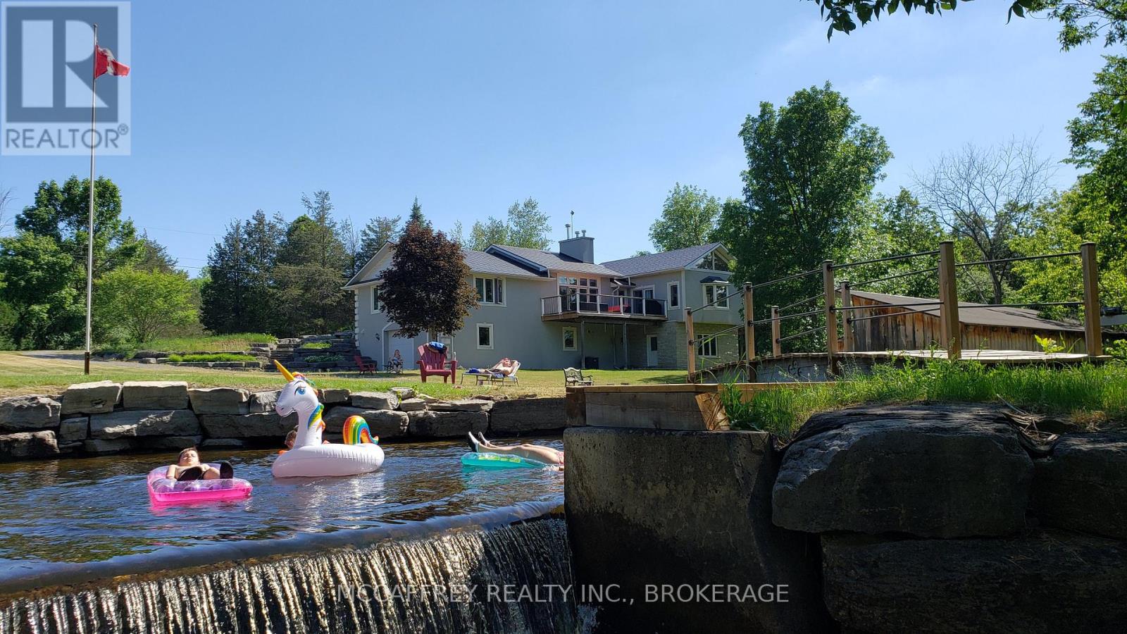 898 COUNTY ROAD 12