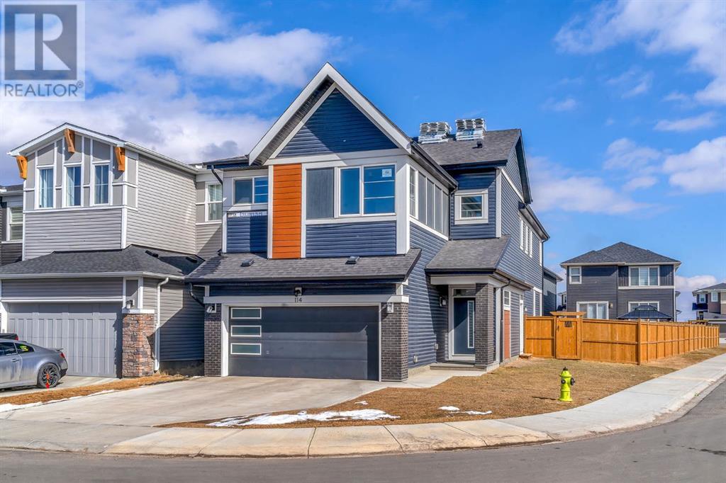 114 Corner Meadows Grove NE