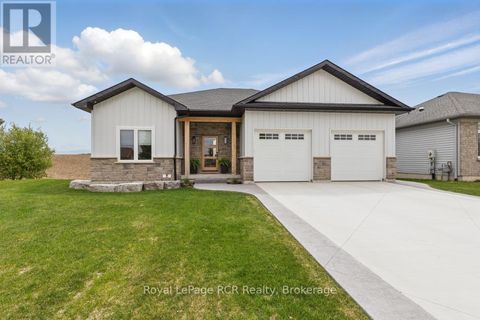 13 JONATHAN CRESCENT South Bruce ON N0G2J0