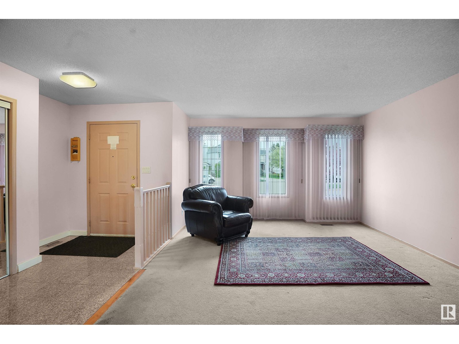 3319 44B AV NW