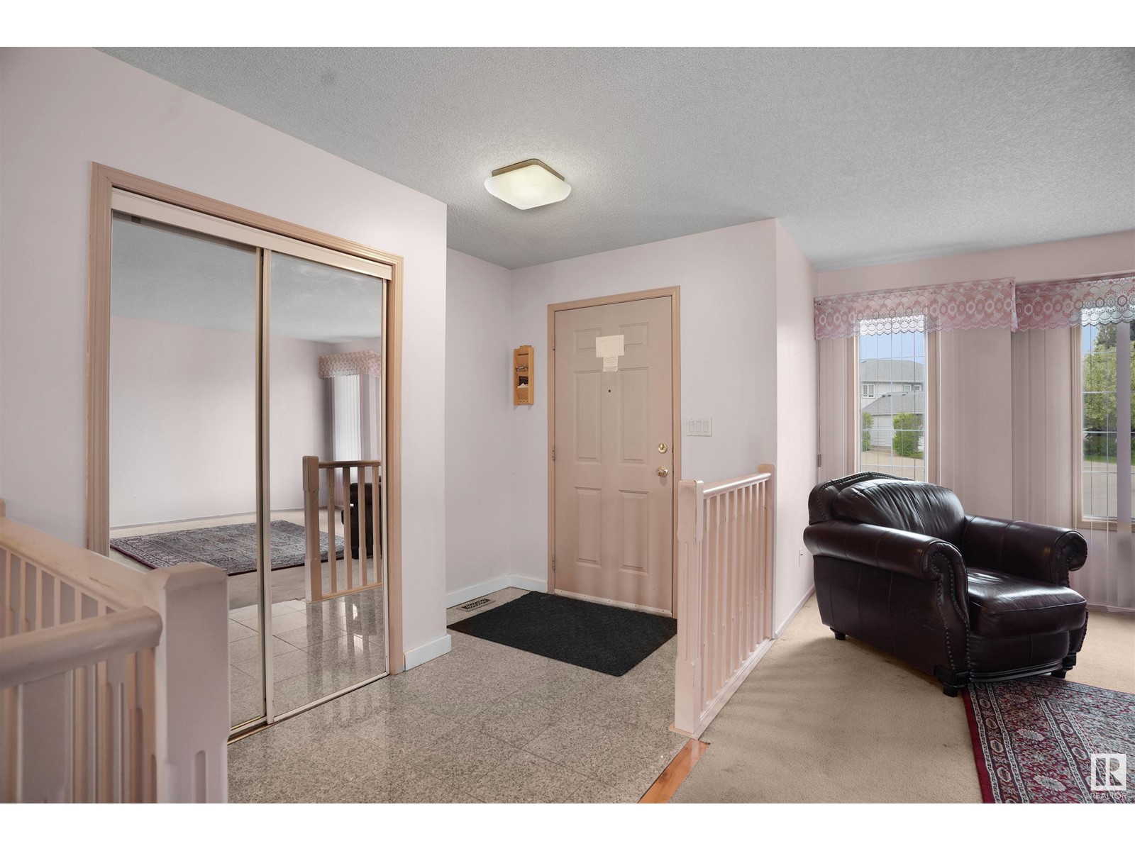 3319 44B AV NW