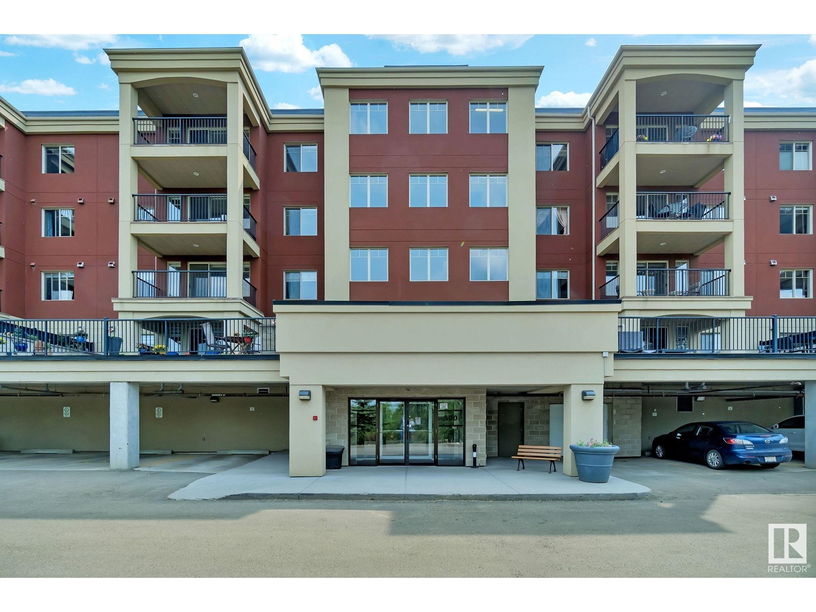 #301 500 PALISADES WY