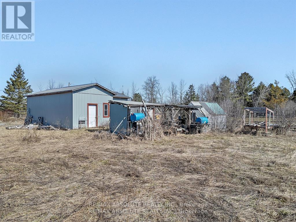 18 WOLFORD CENTRE AVENUE