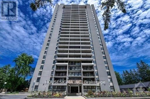 Photo 1 of 17 — 1201 - 1785 FROBISHER LANE Unit 1201, Ottawa, ON K1G3T7