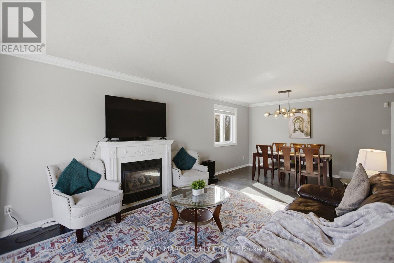 164 PATTERSON CRESCENT