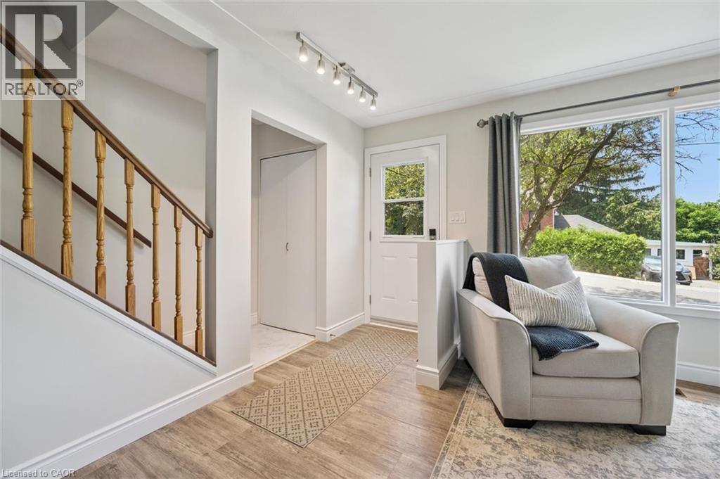 196 WALKER Street