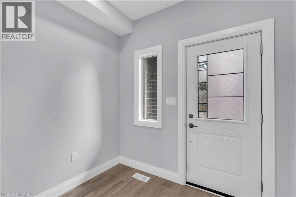 275 JAMES Street S Unit# 20