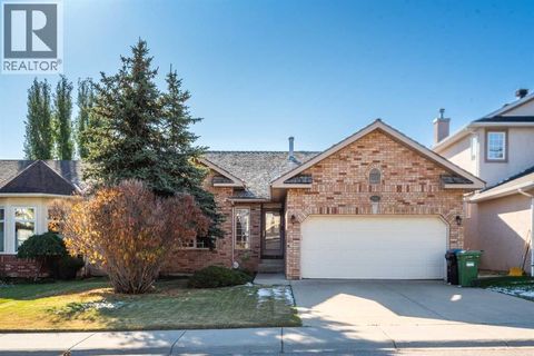 1567 Evergreen Drive SW Calgary AB T2Y3B7