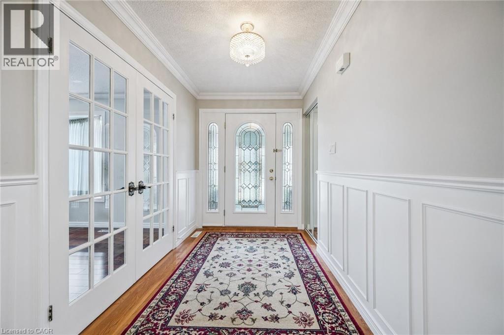 124 AUTUMN HILL Crescent