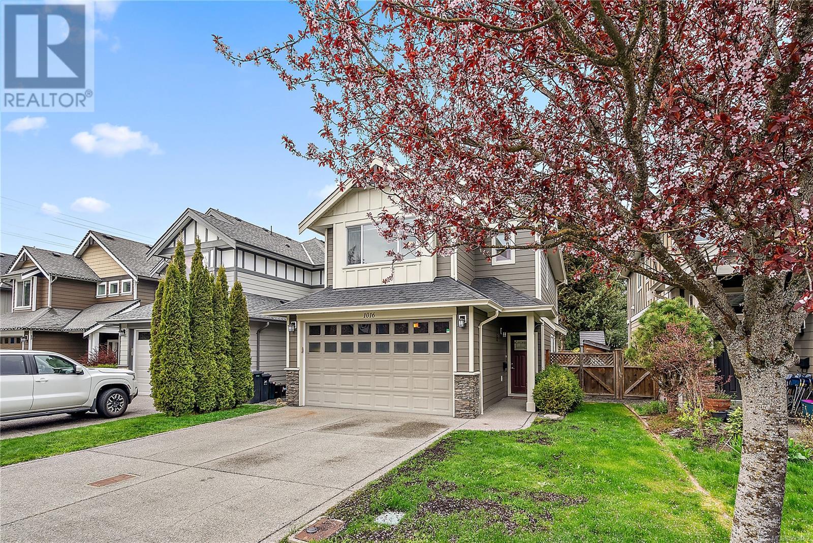 1016 Braeburn Ave