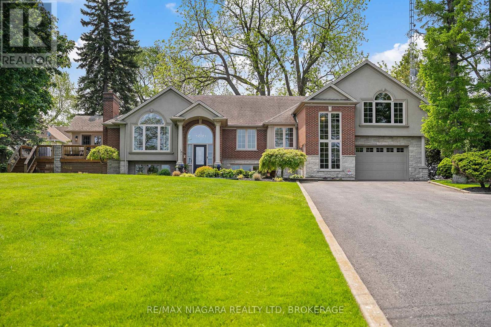 4618 SANDY COVE DRIVE