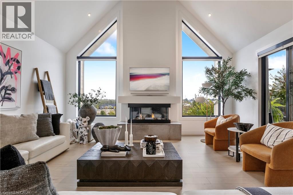 920 THOMAS PEDDER Court