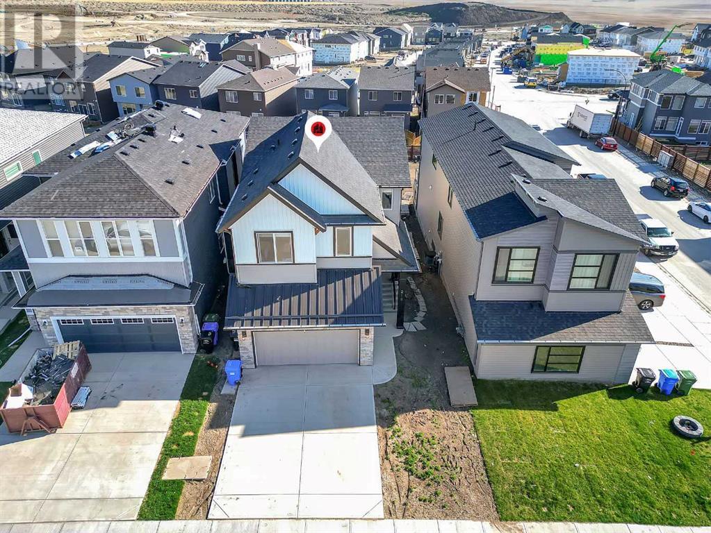 216 Calhoun cres NE
