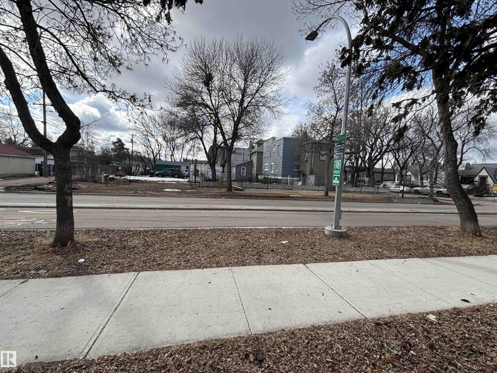 11847 96 ST NW