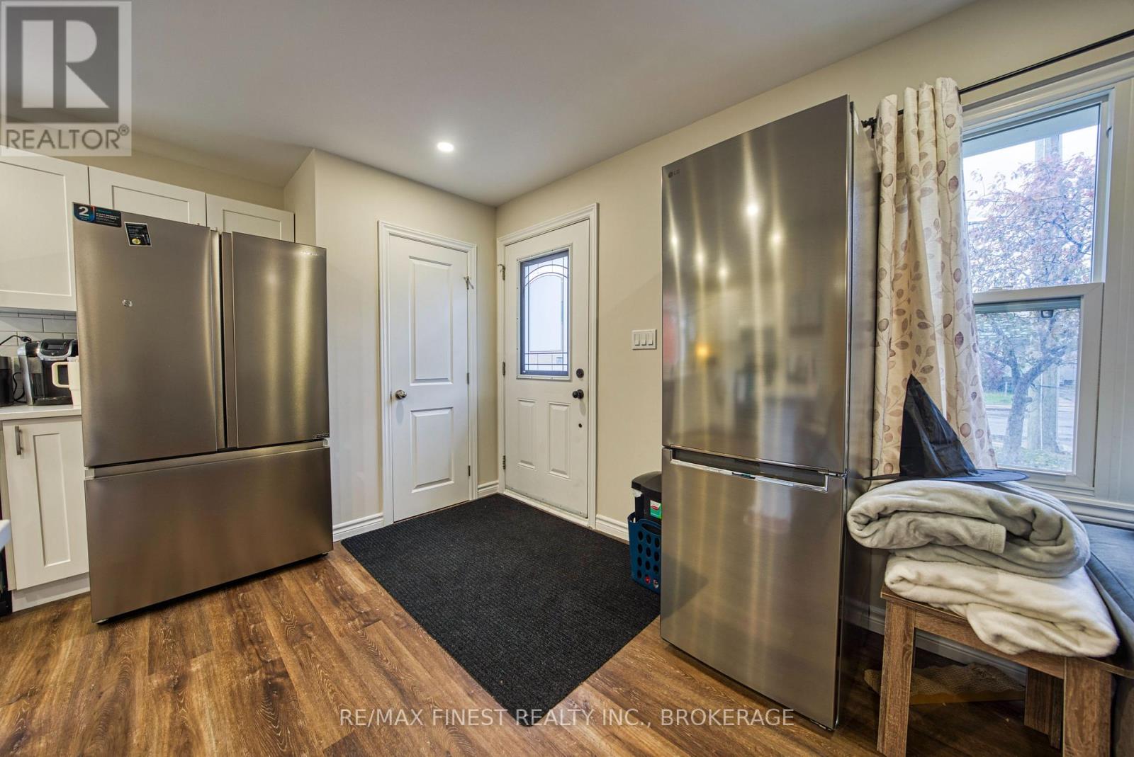 430 MACDONNELL STREET