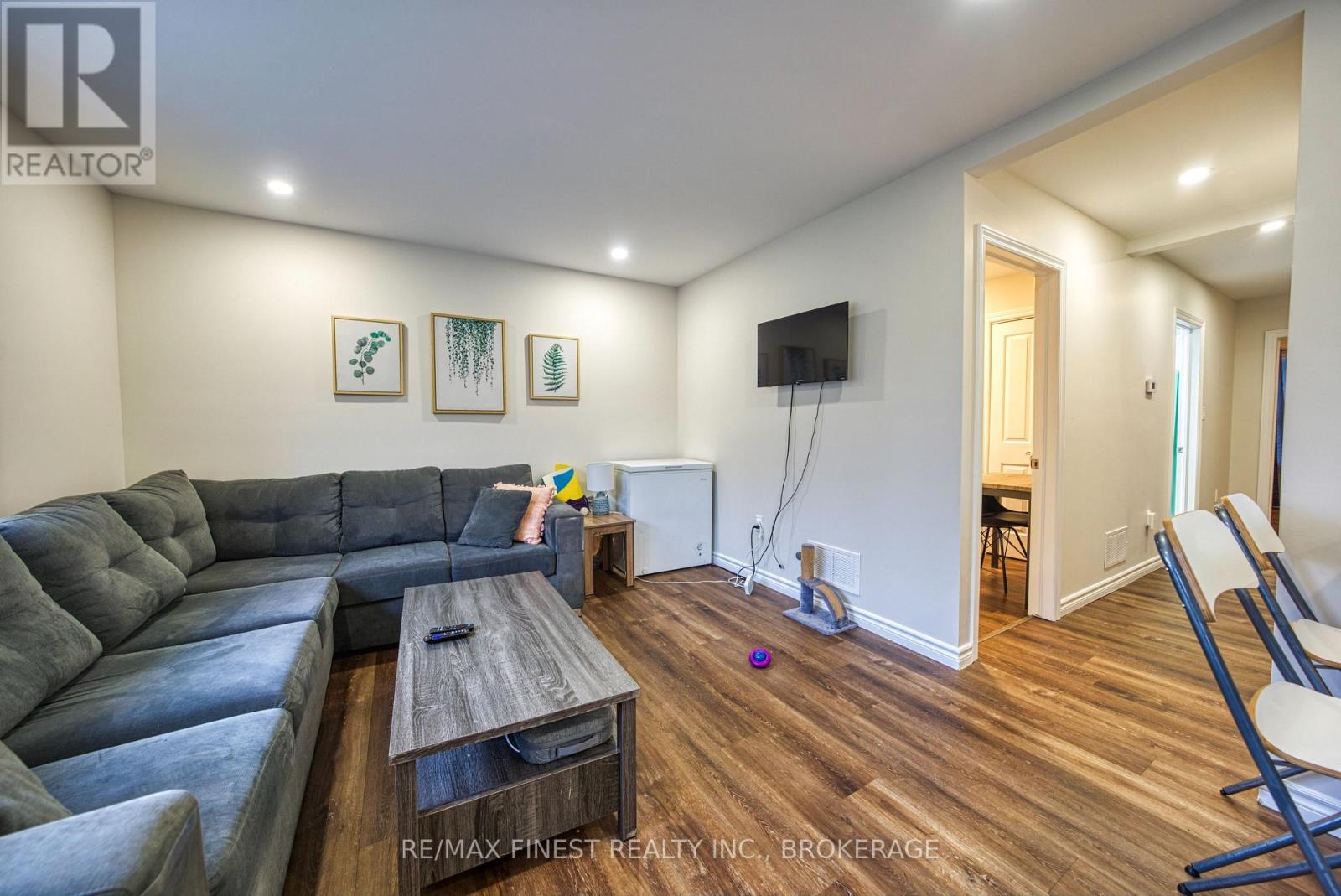 430 MACDONNELL STREET