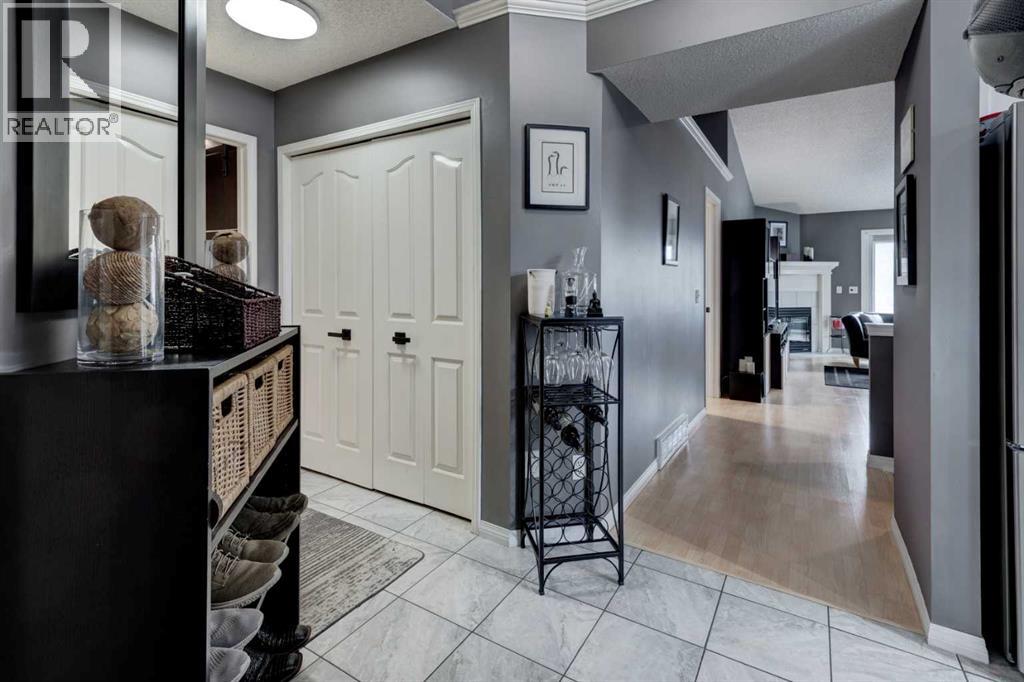 66 Douglas Woods Park SE