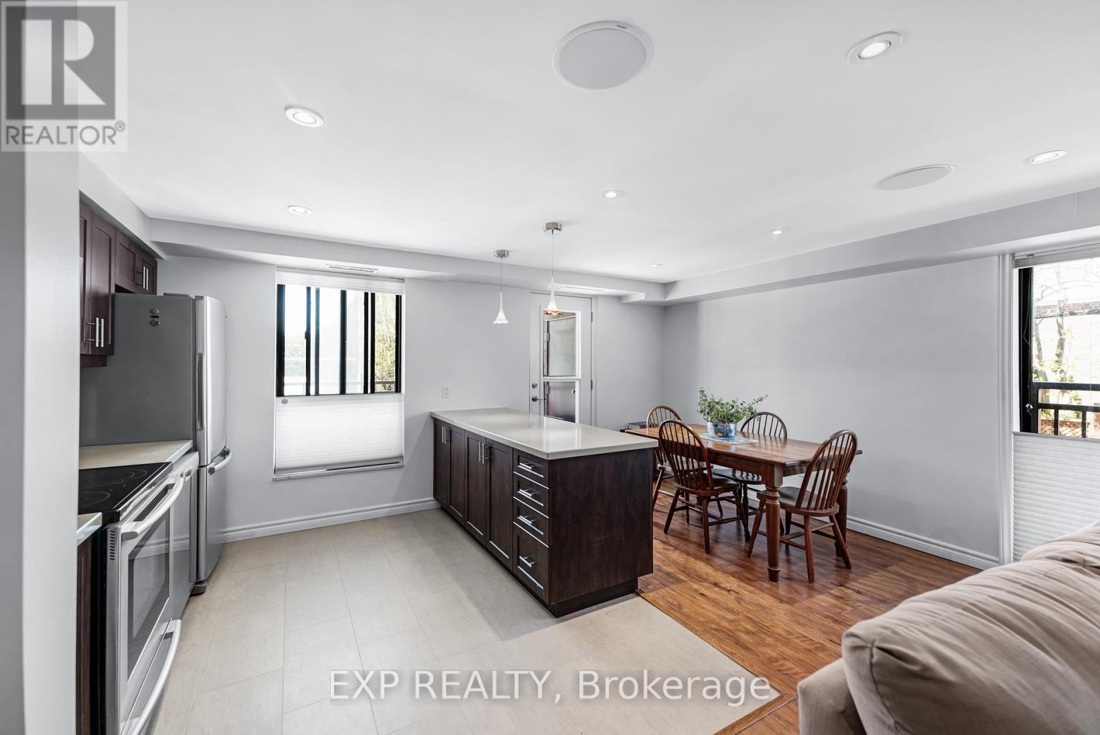 104 - 15390 YONGE STREET