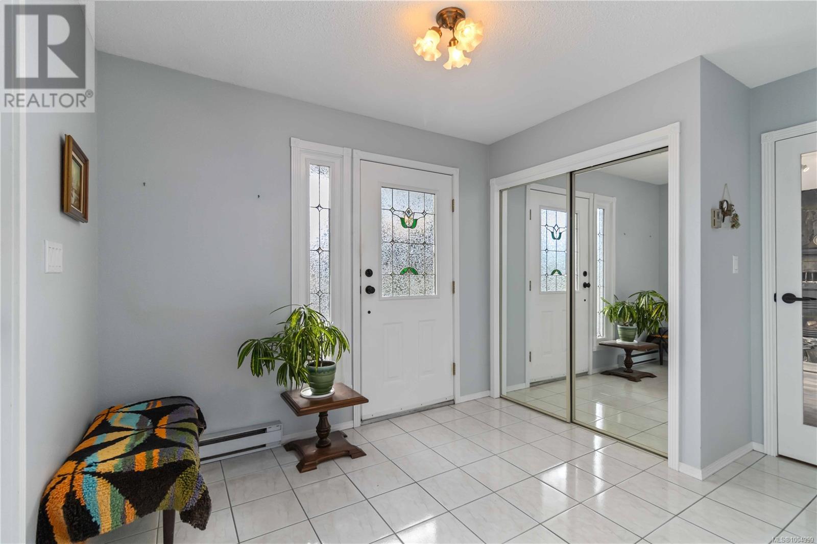 7218 Skyline Cres
