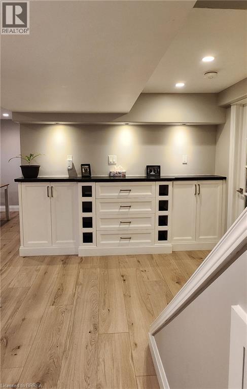 7 BRIER Crescent Unit# LOWER