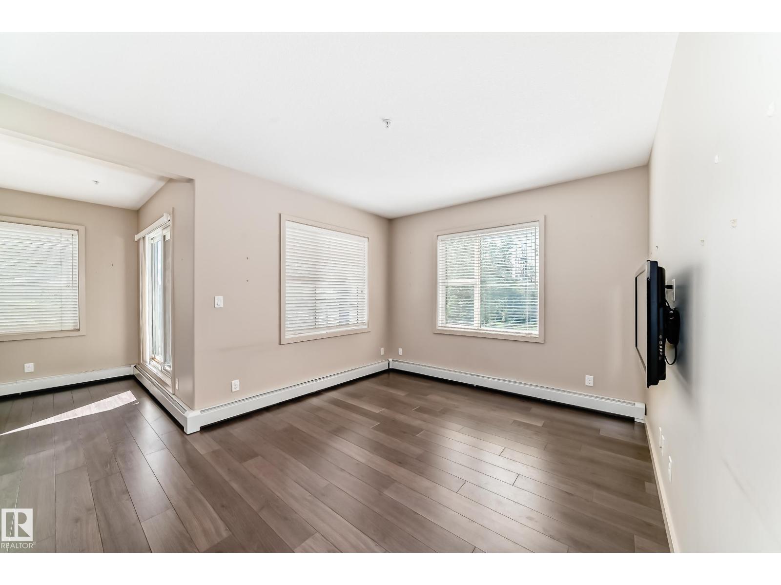 #202 304 AMBLESIDE LI SW