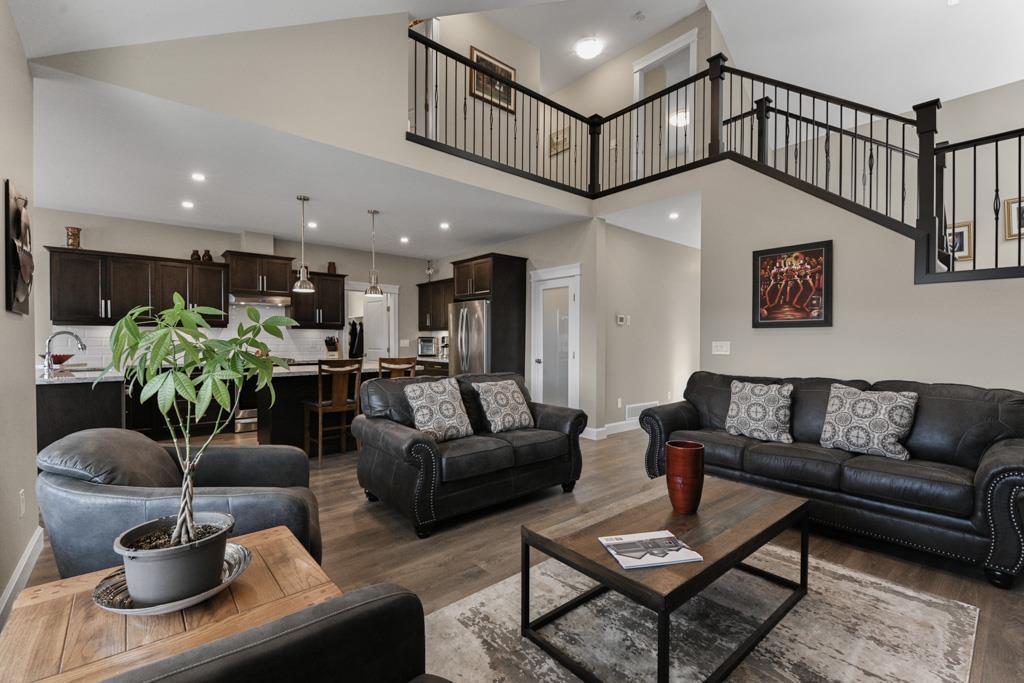 1529 STROMDAHL PLACE|Mt Woodside