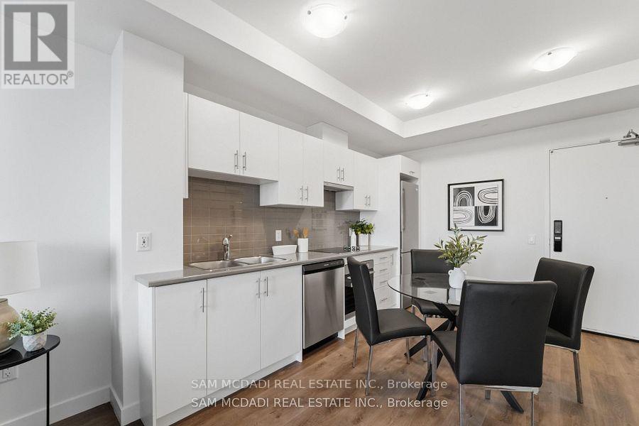 1012 - 461 GREEN ROAD
