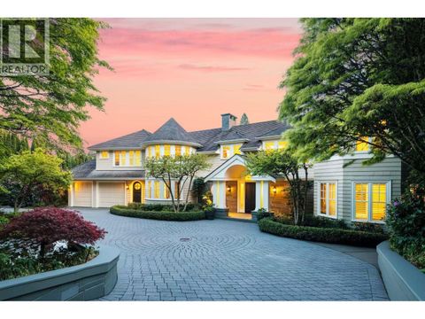 2956 PALMERSTON AVENUE West Vancouver BC V7V2X3