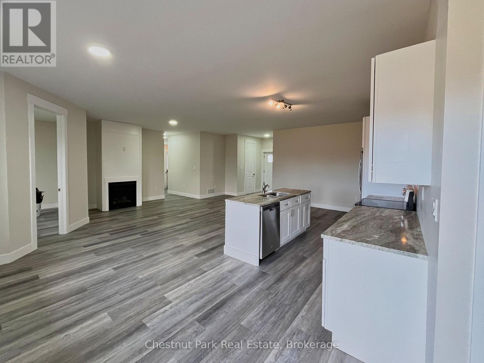 3 - 319922 KEMBLE ROCK ROAD