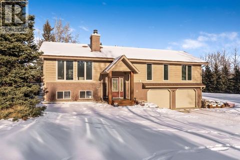 24 Mountain View Park Bragg Creek AB T0L0K0