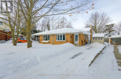 Property photo of a - 600 mount anne drive, waterloo, ON n2l4w3