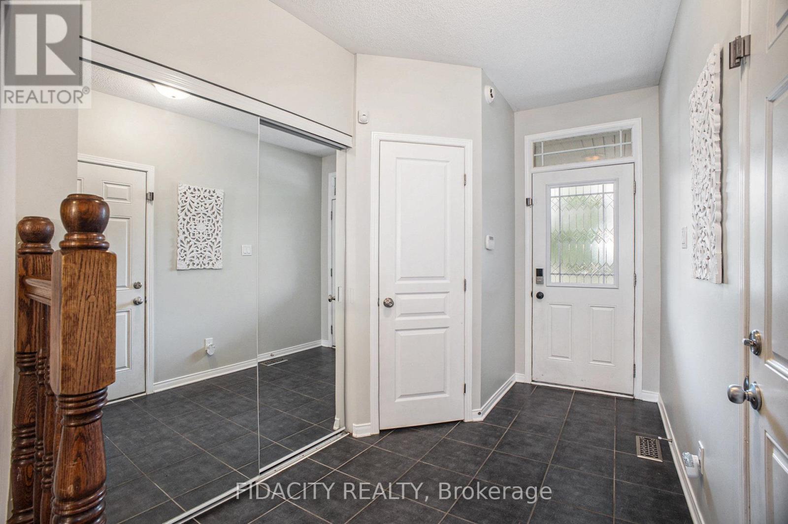 1493 CARRONBRIDGE CIRCLE