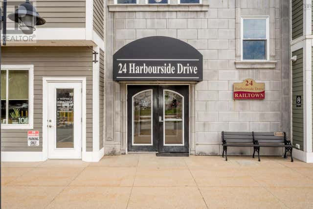 313 24 Harbourside Drive