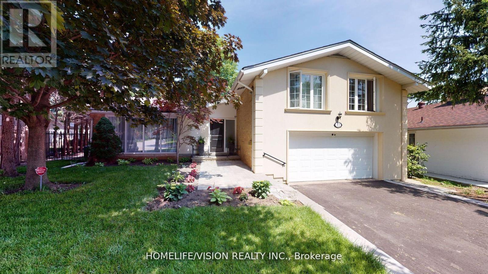 12 FLAREMORE CRESCENT