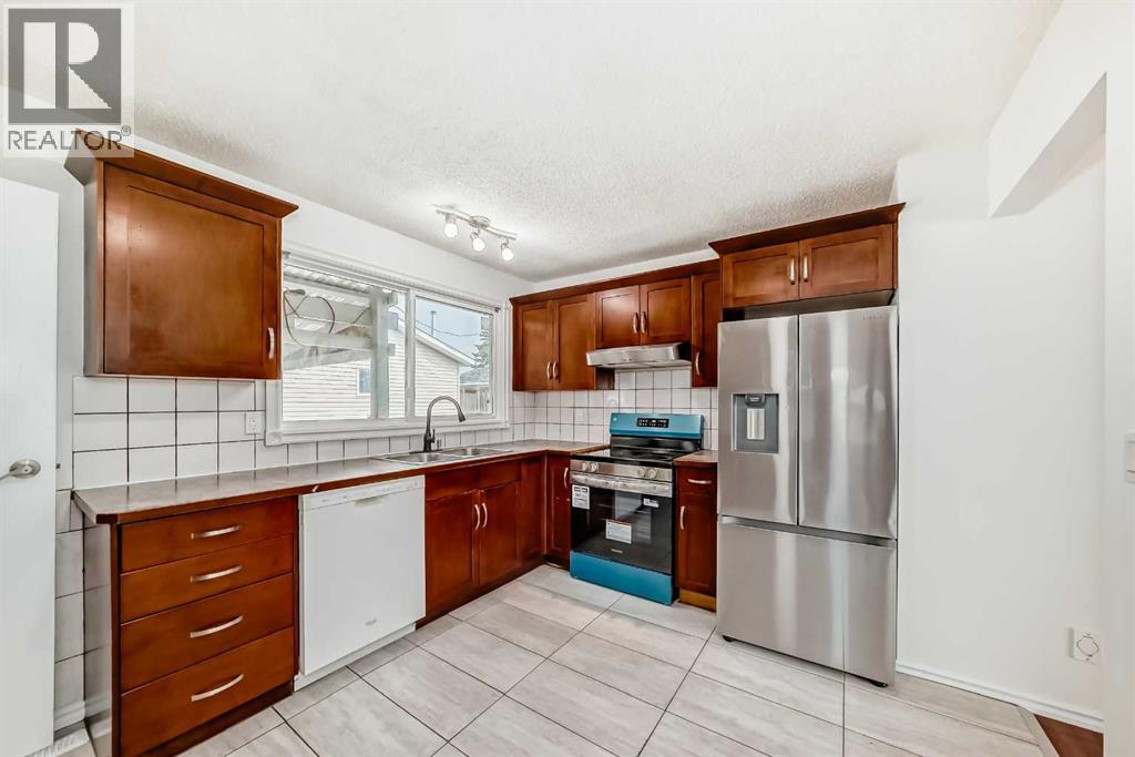 176 Pinecliff Way NE