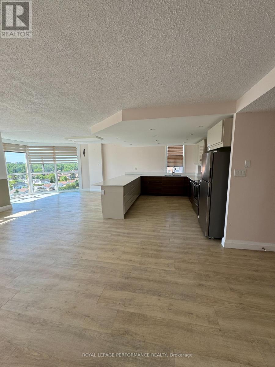 1209 - 2760 CAROUSEL CRESCENT