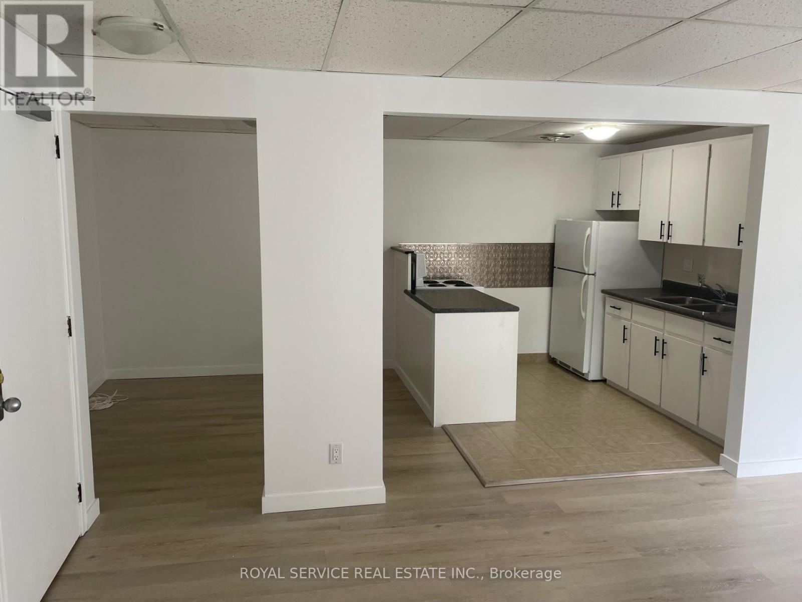 19 - 118 PERRY STREET