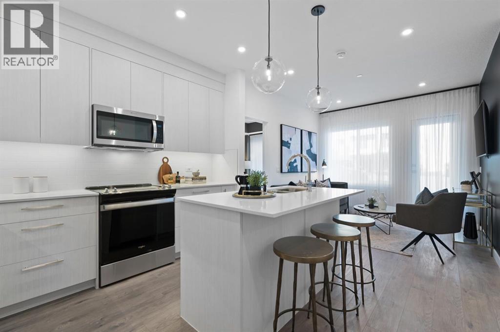 1405, 6 Merganser Drive W