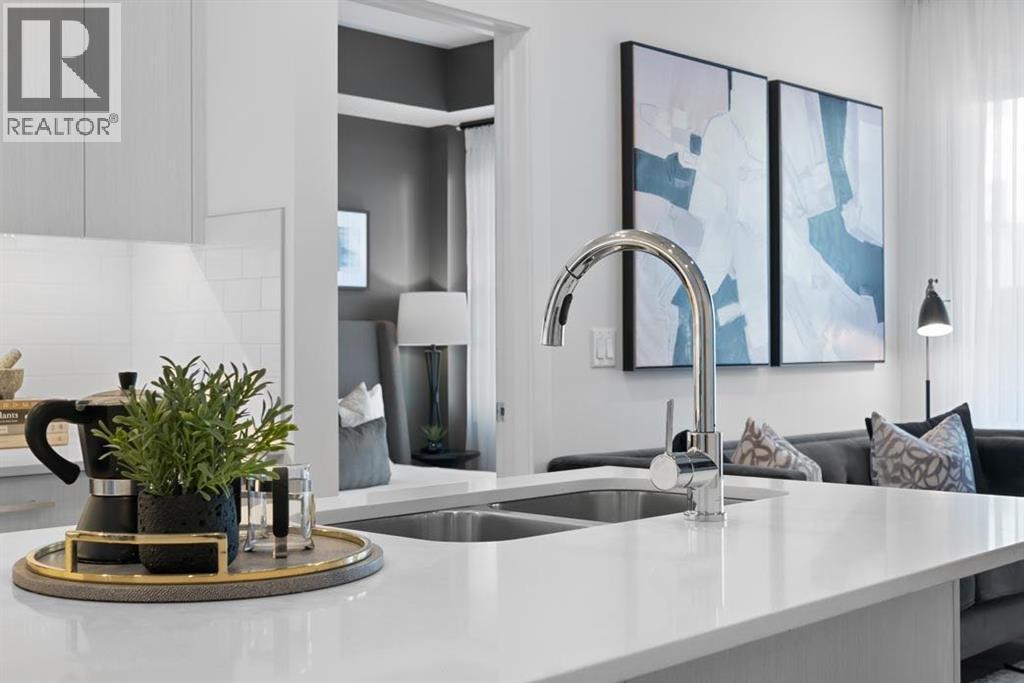 1405, 6 Merganser Drive W