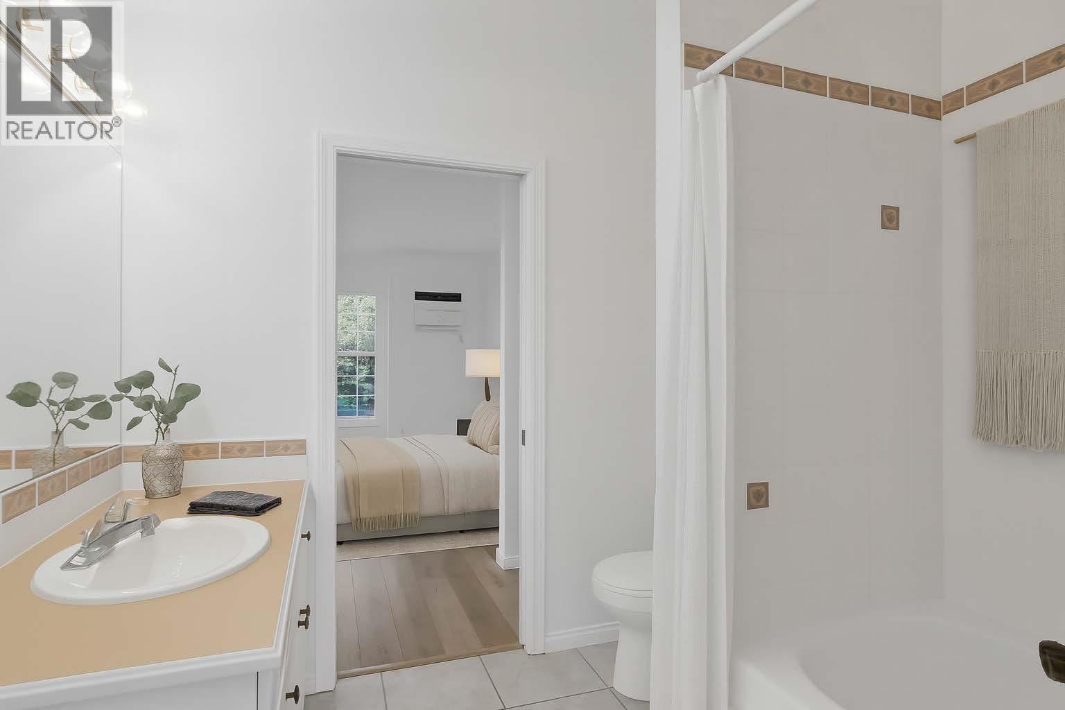 750 RAILWAY Lane Unit# 32