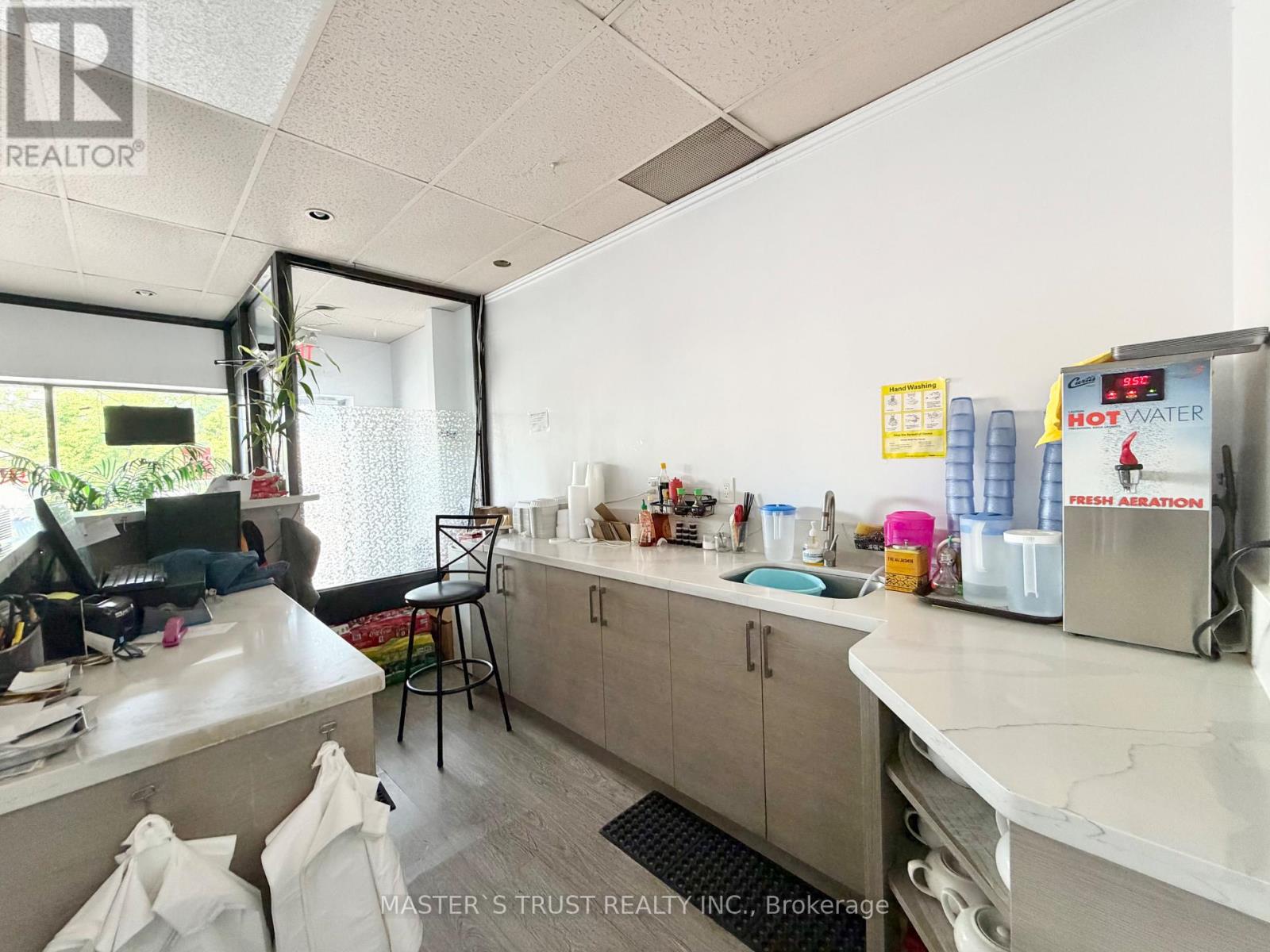 2&3 - 4385 SHEPPARD AVENUE E