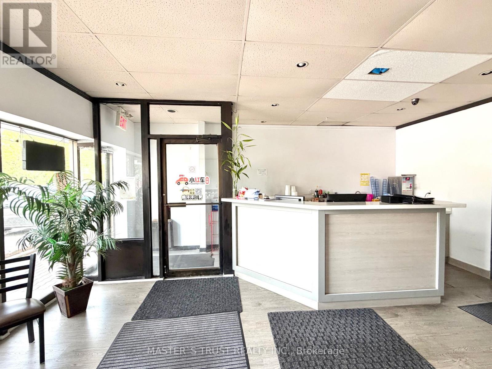 2&3 - 4385 SHEPPARD AVENUE E