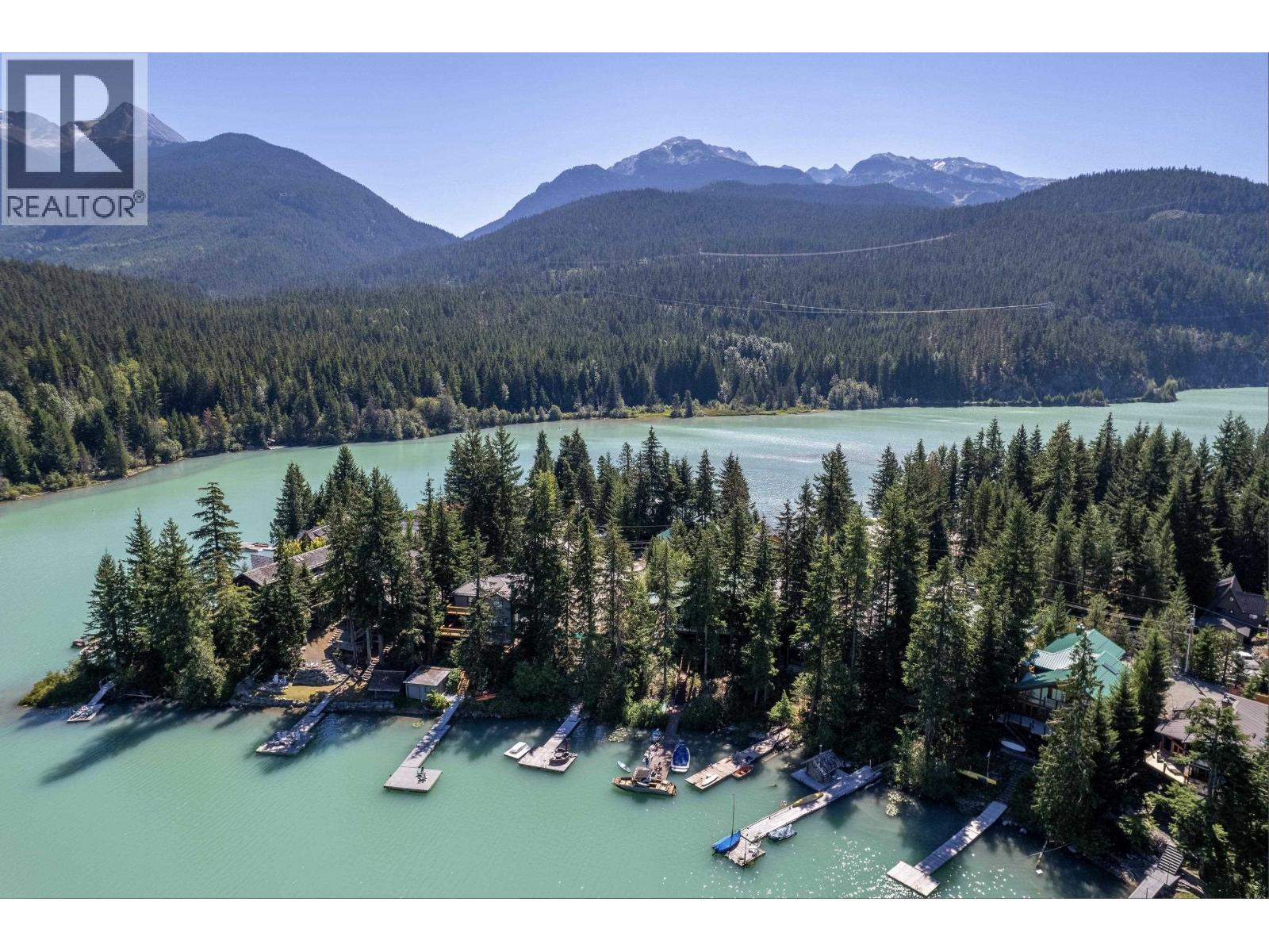 9297 LAKESHORE DRIVE