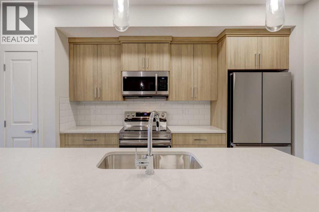 119, 245 Edith Place NW