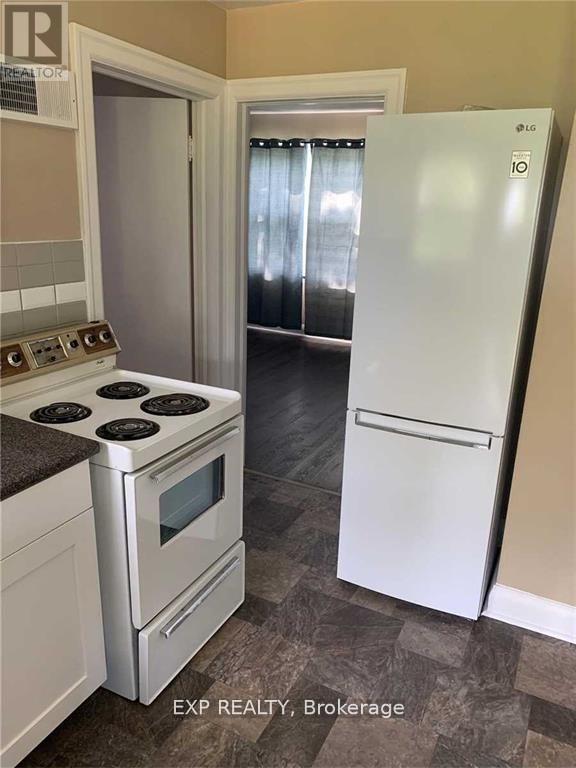 3 - 5108 MONTROSE ROAD