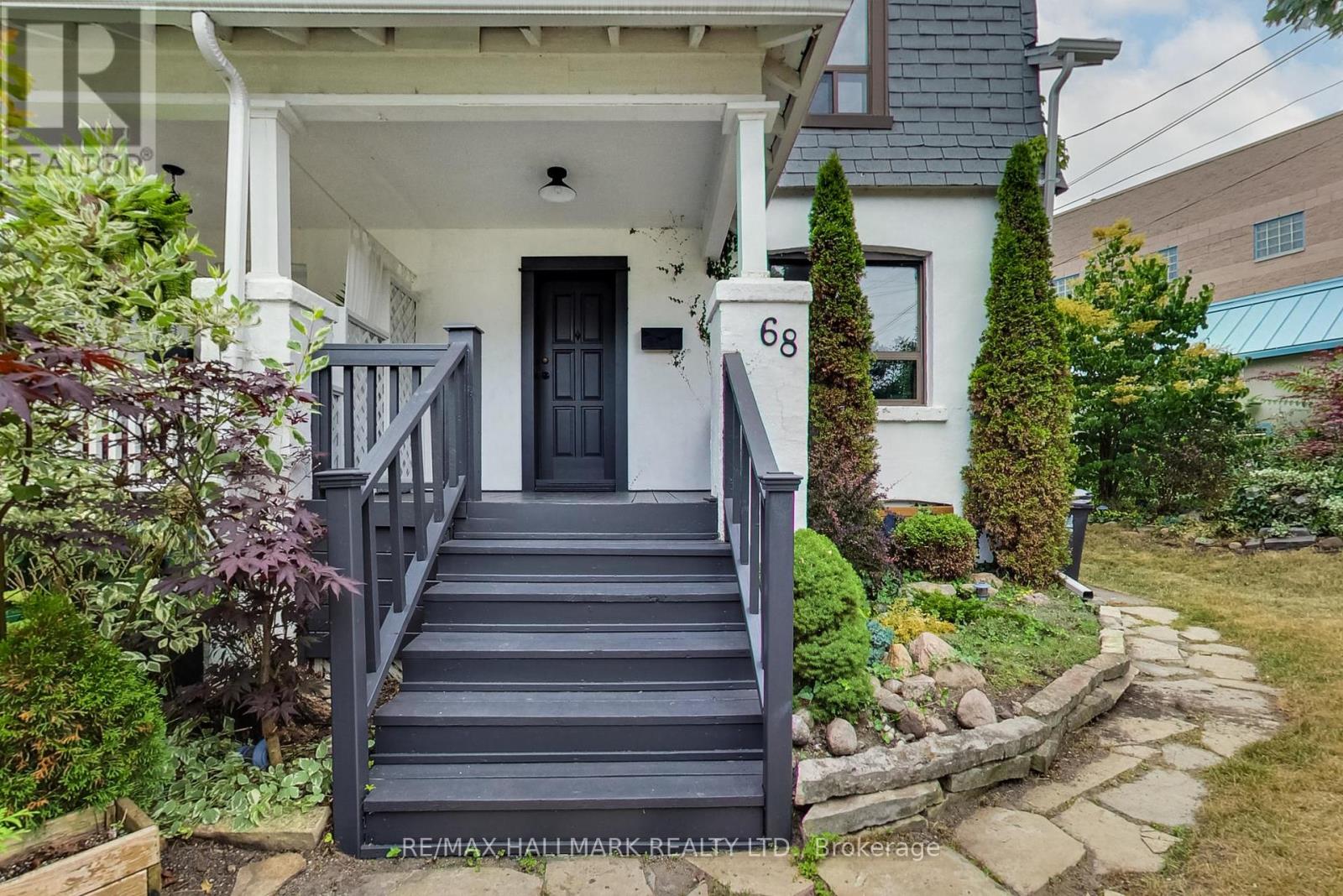 68 VALHALLA BOULEVARD