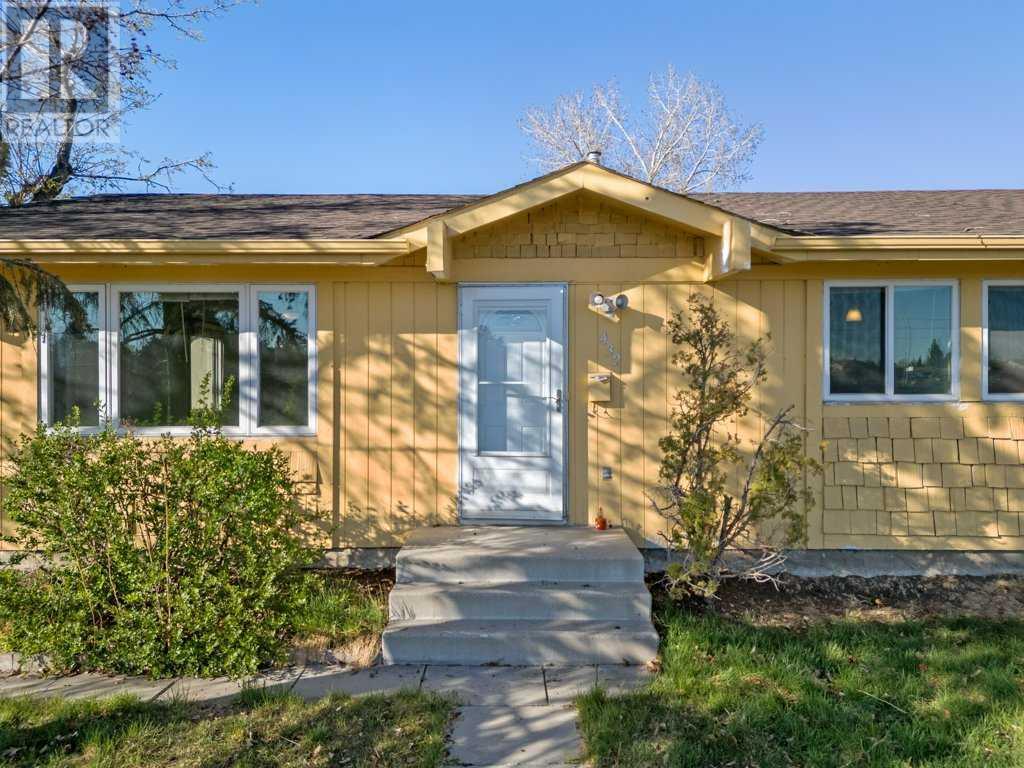 432 Ogden Drive SE